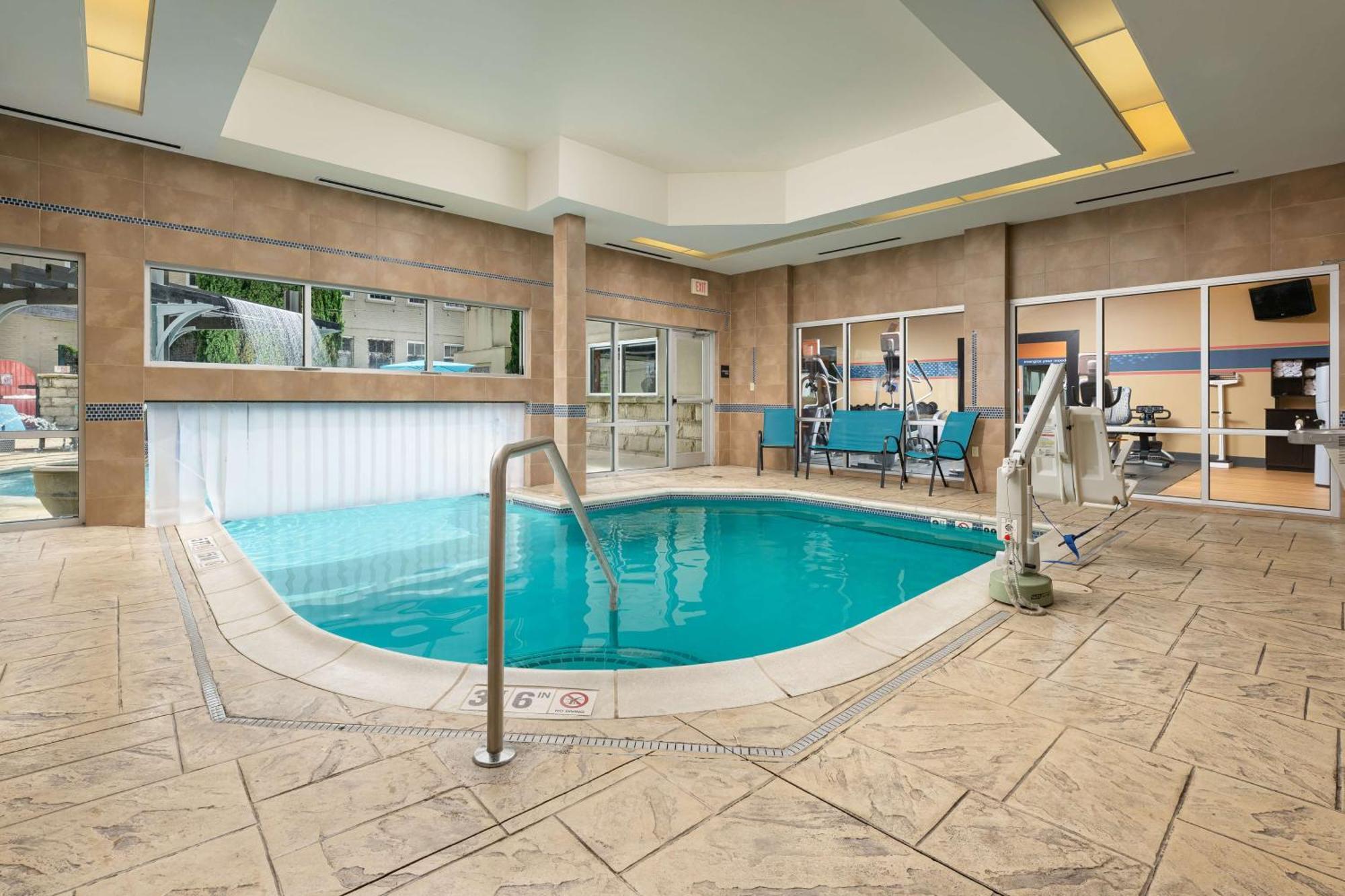 Hampton Inn & Suites Chattanooga Downtown Kültér fotó